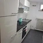 Apartamento Ferienwohnung Nürnberg *
